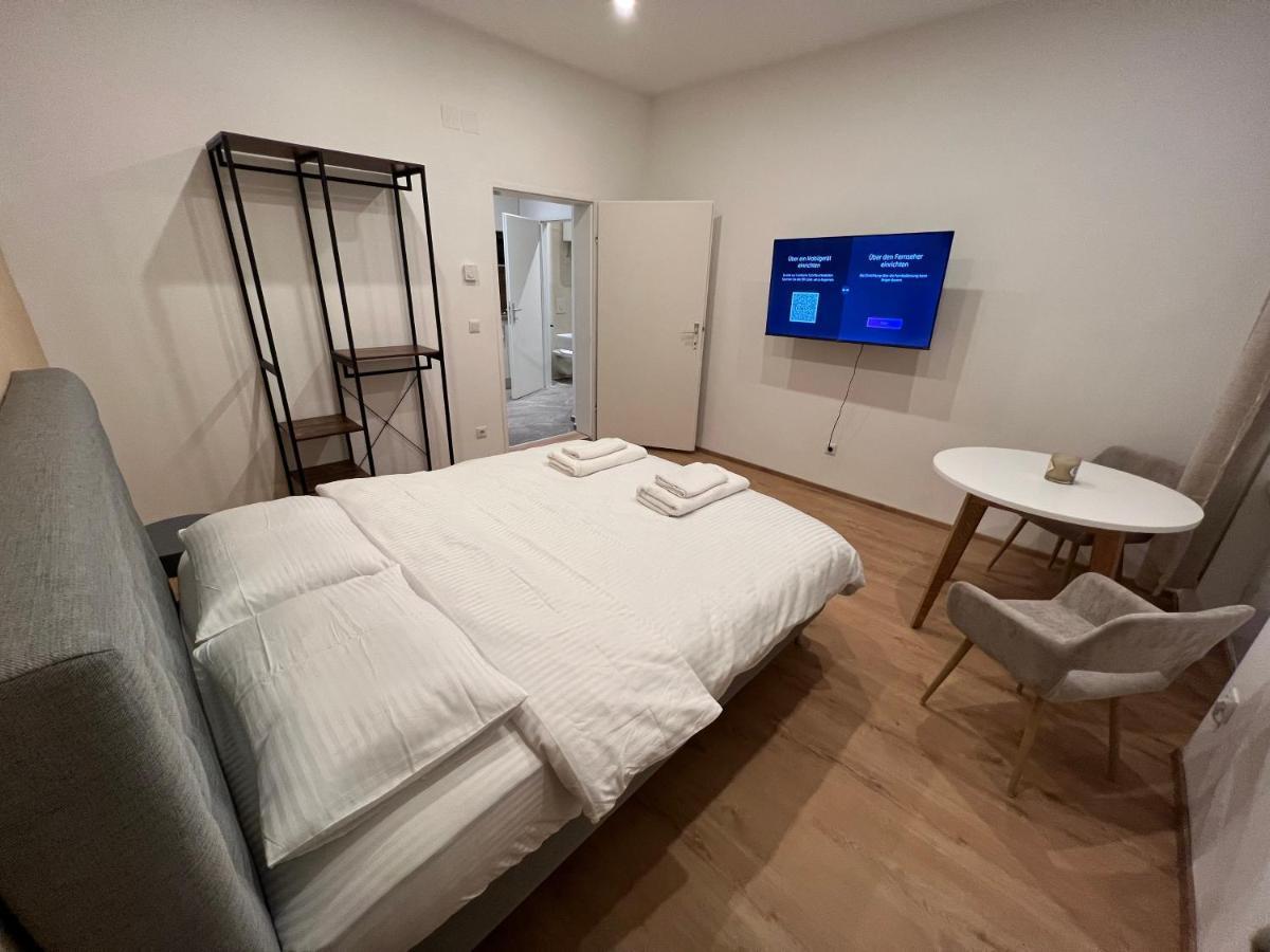וינה Apartment Near Metro & Netflix מראה חיצוני תמונה