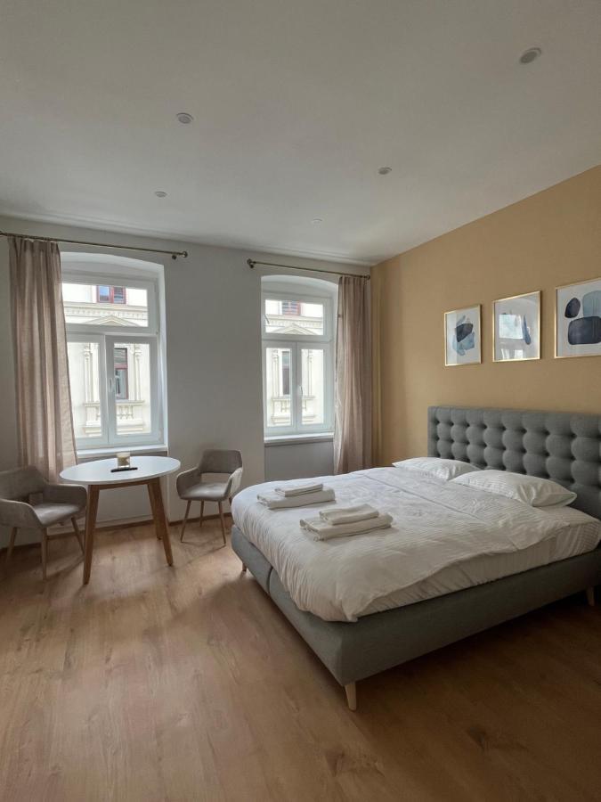 וינה Apartment Near Metro & Netflix מראה חיצוני תמונה